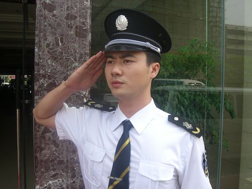 作為一名符合標準的保安應注意哪些細節