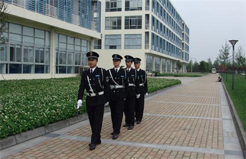 選擇深圳保安服務公司時需注意些哪些重要方面？